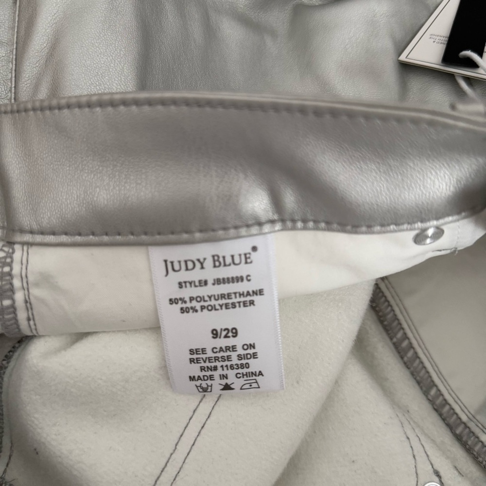 Judy‎ Blue 9/29 NEW Faux Leather Metallic Sliver Pants High Waisted Office - Picture 7 of 10